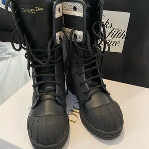 *AUTHENTIC* Women Christian Dior boots